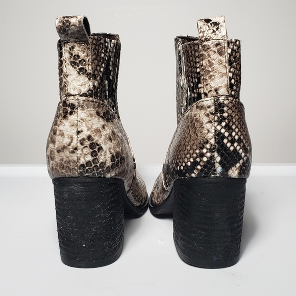 BLONDO Elvina Waterproof Snakeskin Ankle Boot - Picture 4 of 5